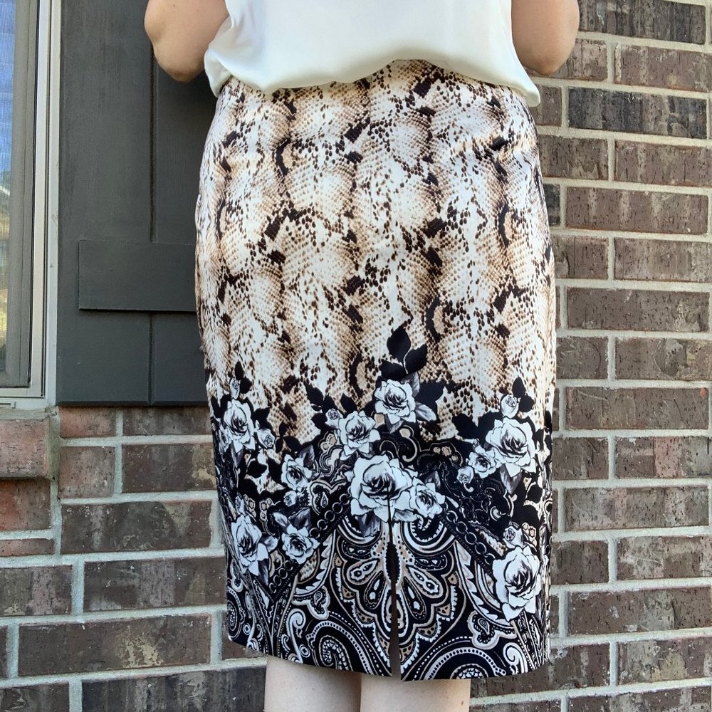 WHBM Floral skirt NEW without tags - Picture 2 of 4